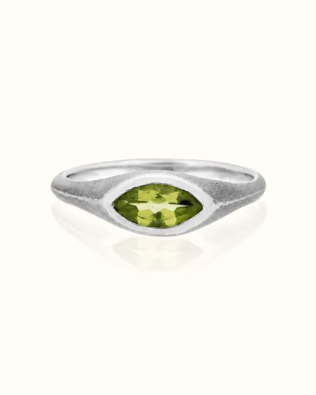 Halo Ring Peridot | variant--silver